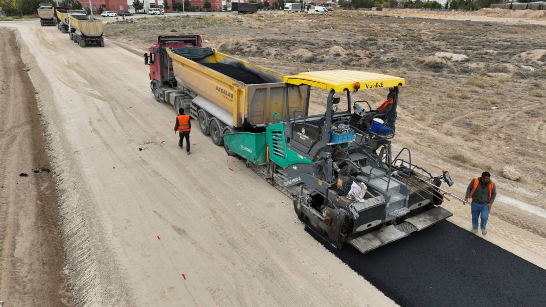 Konya’nın en büyük mahallesinde ulaşım konforu arttı 5